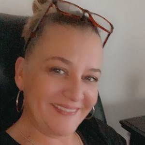 Meet your Posher, Traci